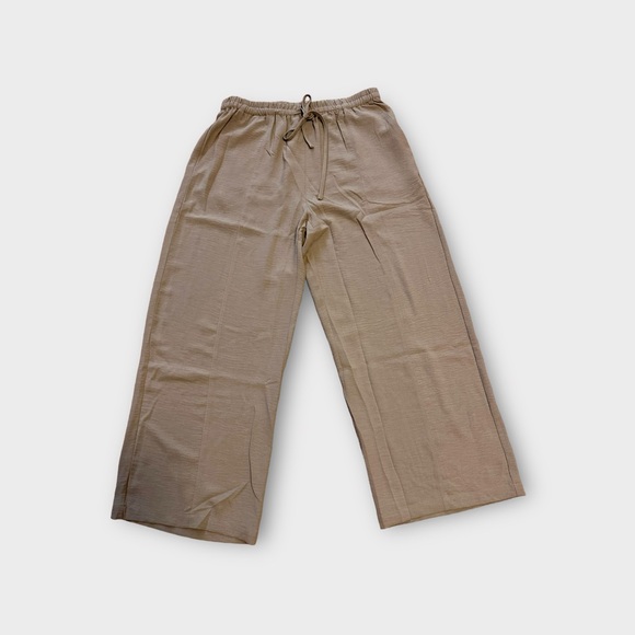 NWT Matcha Capri Pants by Dress Forum - women's size Large - NWT - Picture 2 of 5